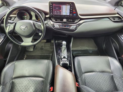 Used 2019 Toyota C-HR Limited image 25