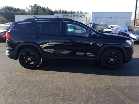 Used 2019 GMC Terrain SLE w/ GMC Pro Grade Package image 6