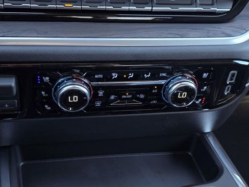 New 2026 GMC Sierra 1500 SLT w/ SLT Premium Package image 25