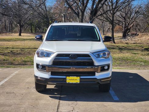 Used 2019 Toyota 4Runner Limited image 2