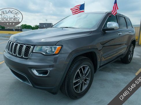 Used 2019 Jeep Grand Cherokee Limited AWD/4WD image 8