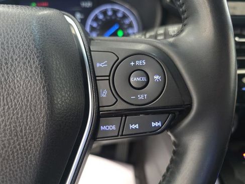 Used 2021 Toyota Venza Limited w/ Advanced Technology Package image 14