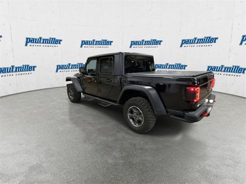 Used 2023 Jeep Gladiator Rubicon w/ LED Lighting Group image 8