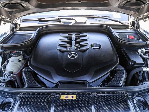 Used 2023 Mercedes-Benz GLS 580 4MATIC image 25