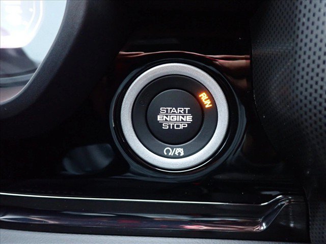 Used 2025 RAM 1500 Limited AWD/4WD image 21