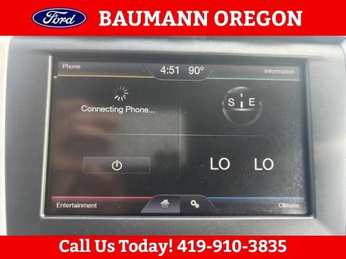 Used 2016 Ford Fusion SE FWD image 22