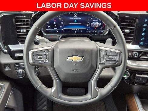 Used 2025 Chevrolet Silverado 1500 High Country w/ Technology Package AWD/4WD image 21