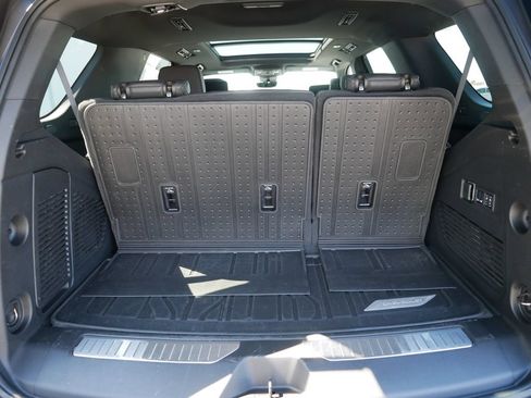 Used 2024 Chevrolet Tahoe High Country w/ Advanced Technology Package AWD/4WD image 7
