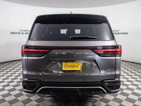 Used 2025 Lexus LX 600 F Sport image 10