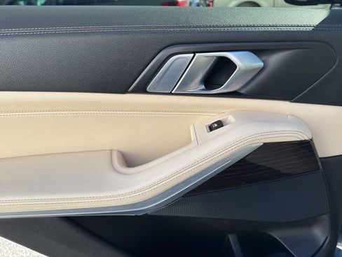 Used 2021 BMW X5 xDrive40i w/ Convenience Package image 13