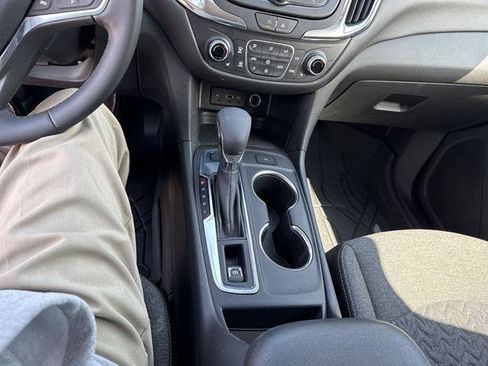 Used 2024 Chevrolet Equinox LT w/ LPO, Floor Liner Package AWD/4WD image 51