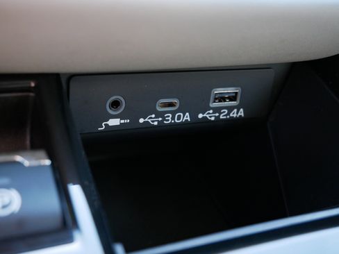 Certified 2025 Subaru Outback Premium AWD/4WD image 30