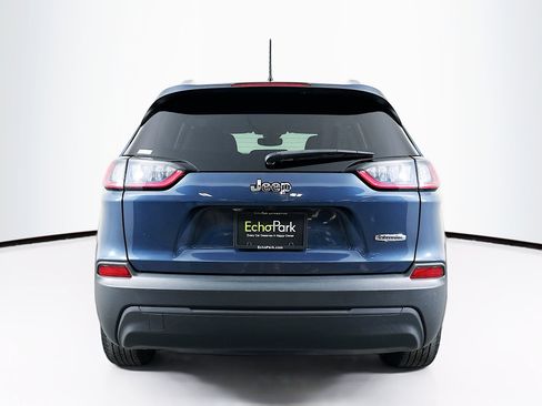 Used 2021 Jeep Cherokee Latitude image 7