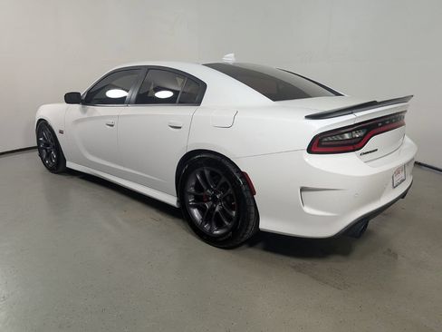 Used 2021 Dodge Charger Scat Pack w/ Plus Group RWD image 5
