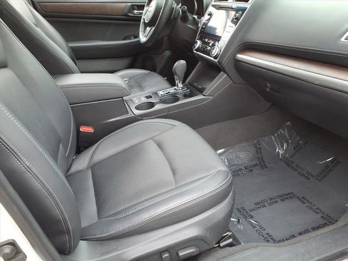 Used 2019 Subaru Outback 2.5i Limited image 8