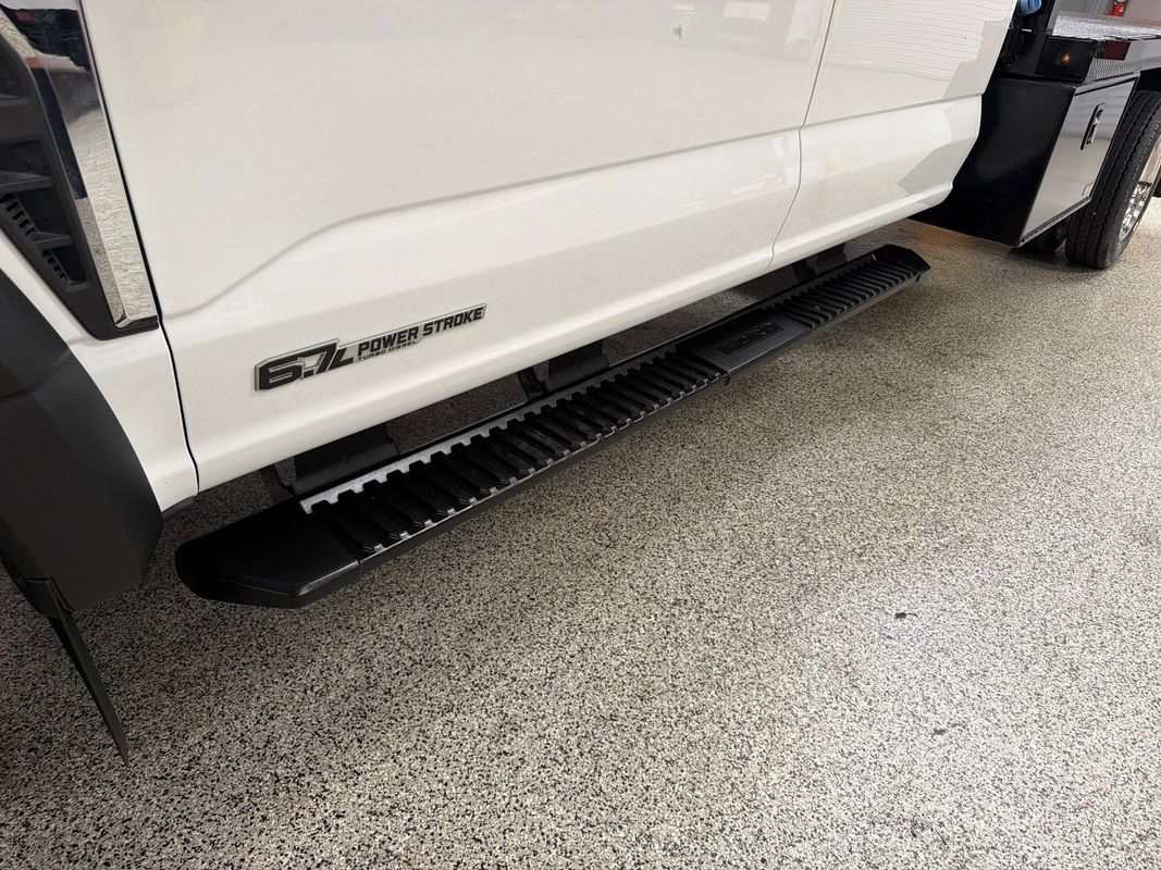 Used 2024 Ford F550 4x4 Crew Cab Super Duty image 42