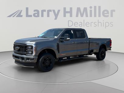 New 2026 Ford F350 Lariat w/ Black Appearance Package