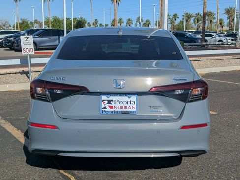 Used 2025 Honda Civic Sport Touring image 5
