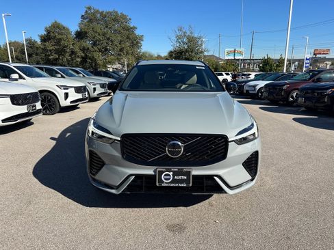 New 2026 Volvo XC60 B5 Plus w/ Protection Package Premier image 6