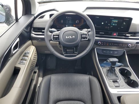 New 2026 Kia Carnival image 26