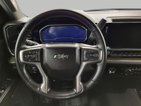 Used 2023 Chevrolet Silverado 1500 RST AWD/4WD image 5