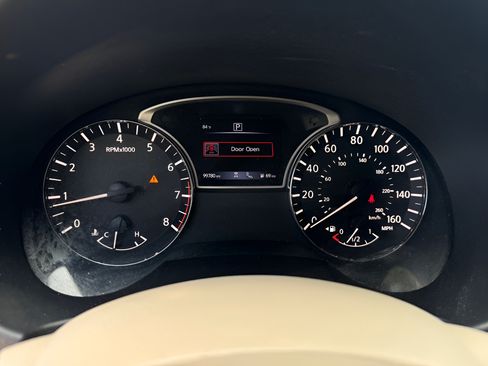 Used 2016 Nissan Altima 2.5 SL w/ 2.5 Technology w/LED Package FWD image 21
