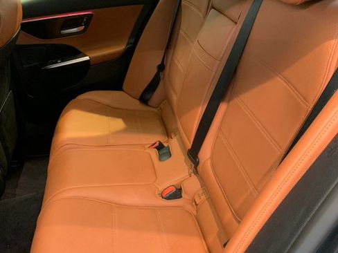 Used 2023 Mercedes-Benz C 300 4MATIC Sedan image 47