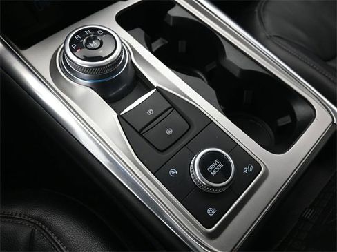 Used 2020 Ford Explorer Limited image 35