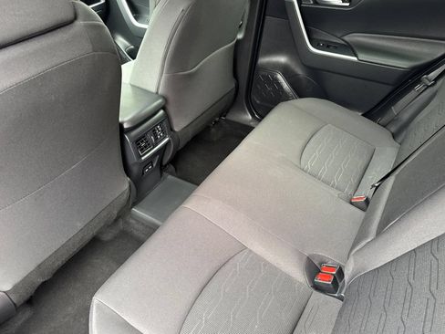 Used 2022 Toyota RAV4 SE w/ Weather & Moonroof Package AWD/4WD image 12