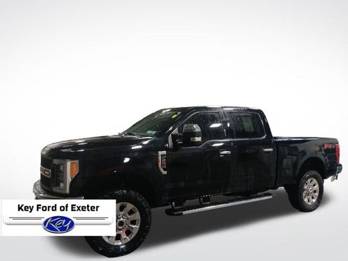 Used 2017 Ford F250 Lariat w/ Lariat Ultimate Package image 8
