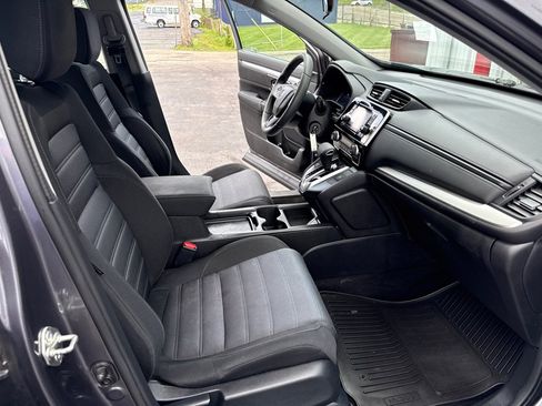 Used 2018 Honda CR-V LX image 17