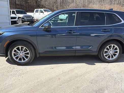 Used 2025 Honda CR-V EX image 11