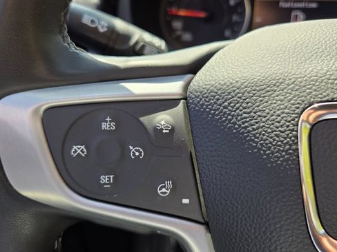 Used 2023 GMC Terrain SLT FWD image 25