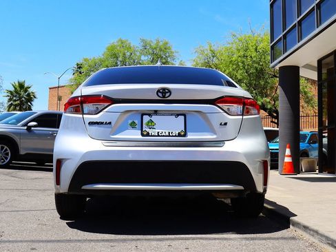 Used 2022 Toyota Corolla LE w/ Carpet Mat Package (TMS) FWD image 12