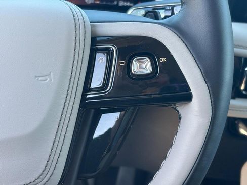 New 2026 Lincoln Aviator AWD image 21