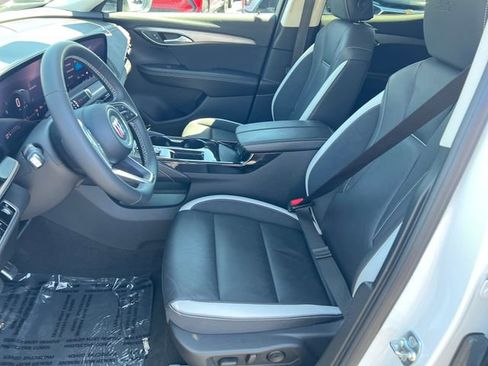 Certified 2025 Buick Envision Sport Touring AWD/4WD image 9