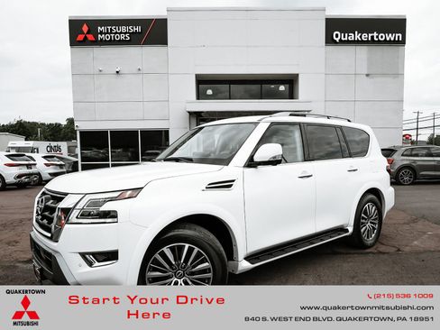 Used 2023 Nissan Armada SL w/ Captain's Chairs Package AWD/4WD image 1