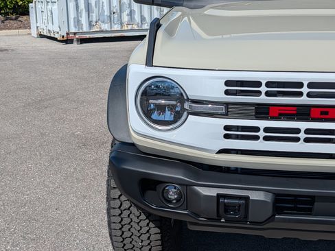 New 2026 Ford Bronco Heritage Edition AWD/4WD image 10