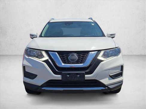 Used 2020 Nissan Rogue SV AWD/4WD image 2