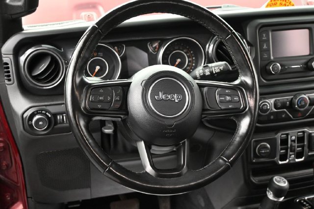 Used 2021 Jeep Wrangler Unlimited Sport AWD/4WD image 28