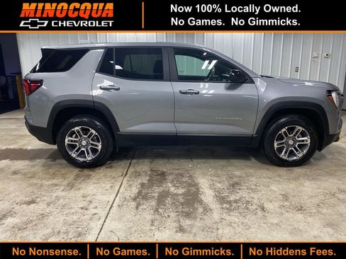 Used 2025 GMC Terrain Elevation image 1