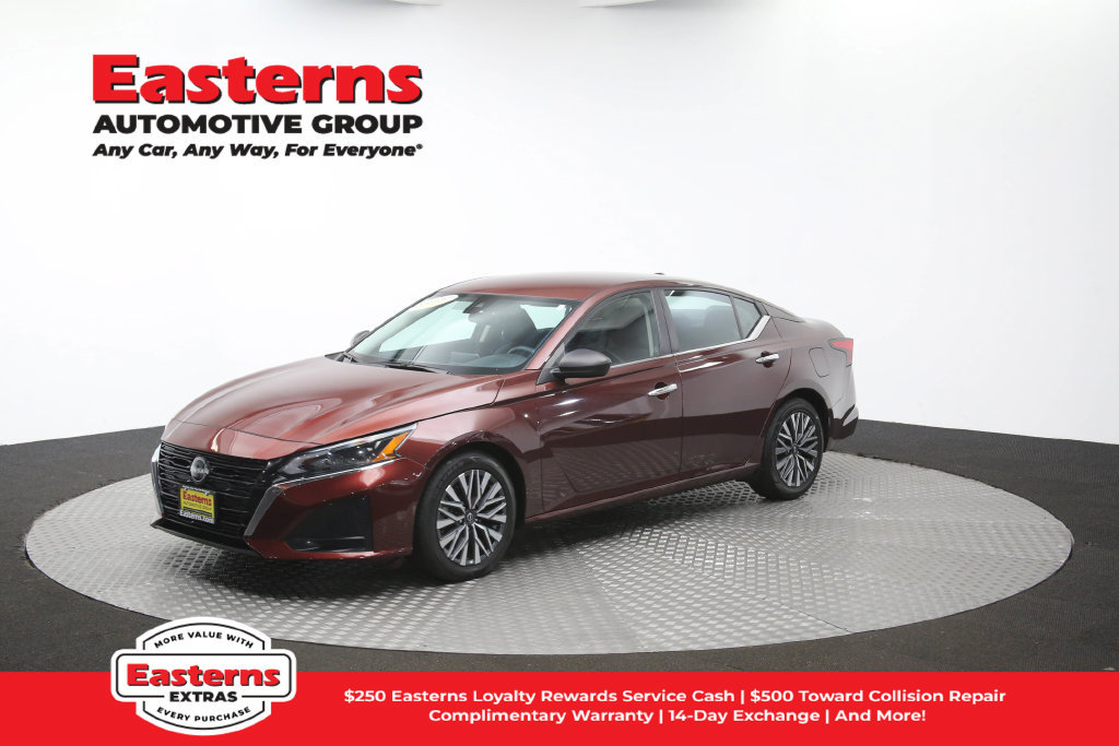 Used 2024 Nissan Altima 2.5 SV FWD image 59