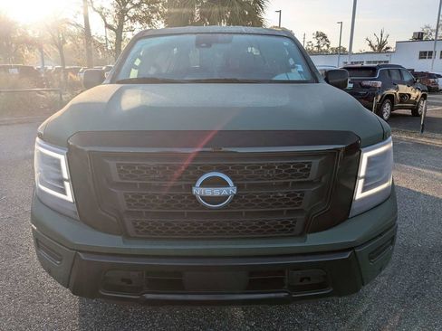 Used 2024 Nissan Titan SV w/ SV Bronze Edition Package RWD image 9