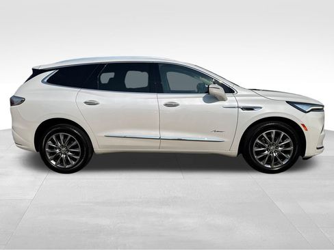 Certified 2024 Buick Enclave Avenir w/ Avenir Technology Package AWD/4WD image 7