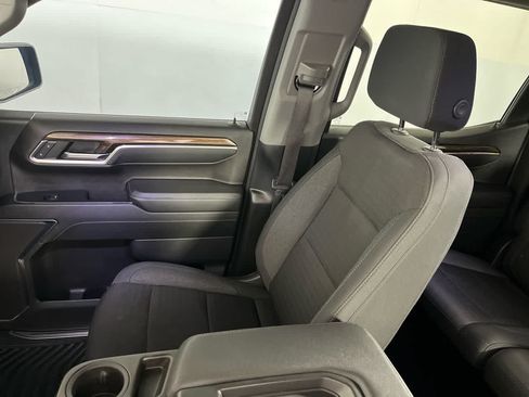 Used 2023 Chevrolet Silverado 1500 RST w/ Z71 Off-Road Package AWD/4WD image 26