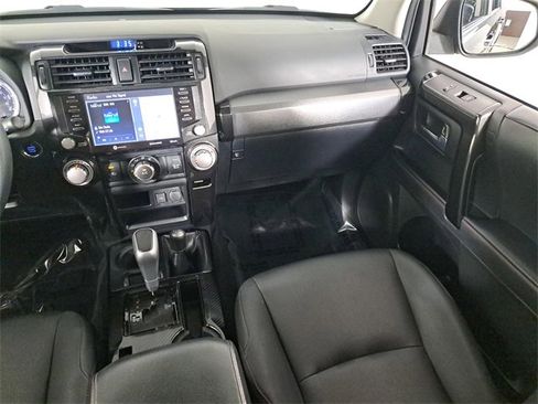 Used 2021 Toyota 4Runner TRD Off-Road Premium image 17