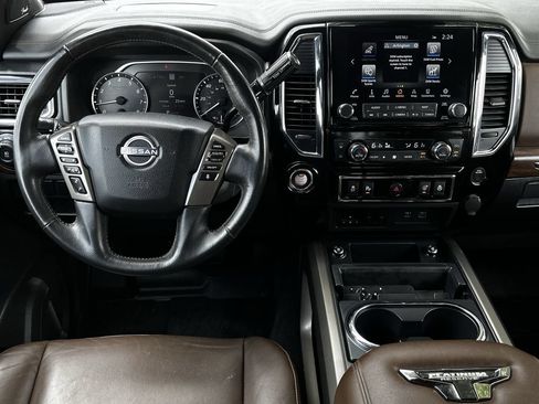 Used 2023 Nissan Titan Platinum Reserve w/ Moonroof Package RWD image 13
