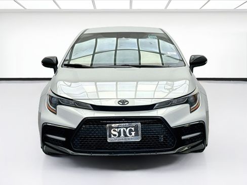 Used 2021 Toyota Corolla SE w/ Carpet Mat Package (TMS) FWD image 2