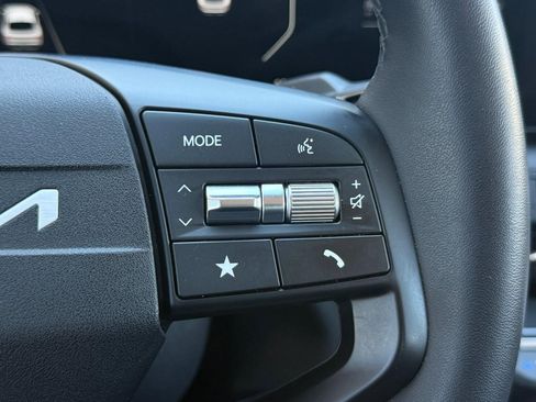 Used 2025 Kia K4 EX FWD image 30
