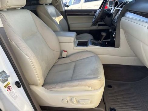 Used 2015 Lexus GX 460 w/ Premium Package image 11